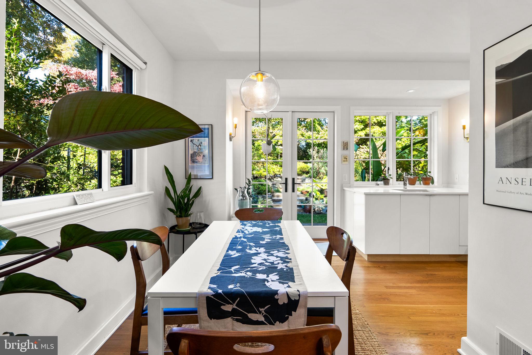 509 Mansfield Road Silver Spring, MD 20910 - Photo 3 of 36