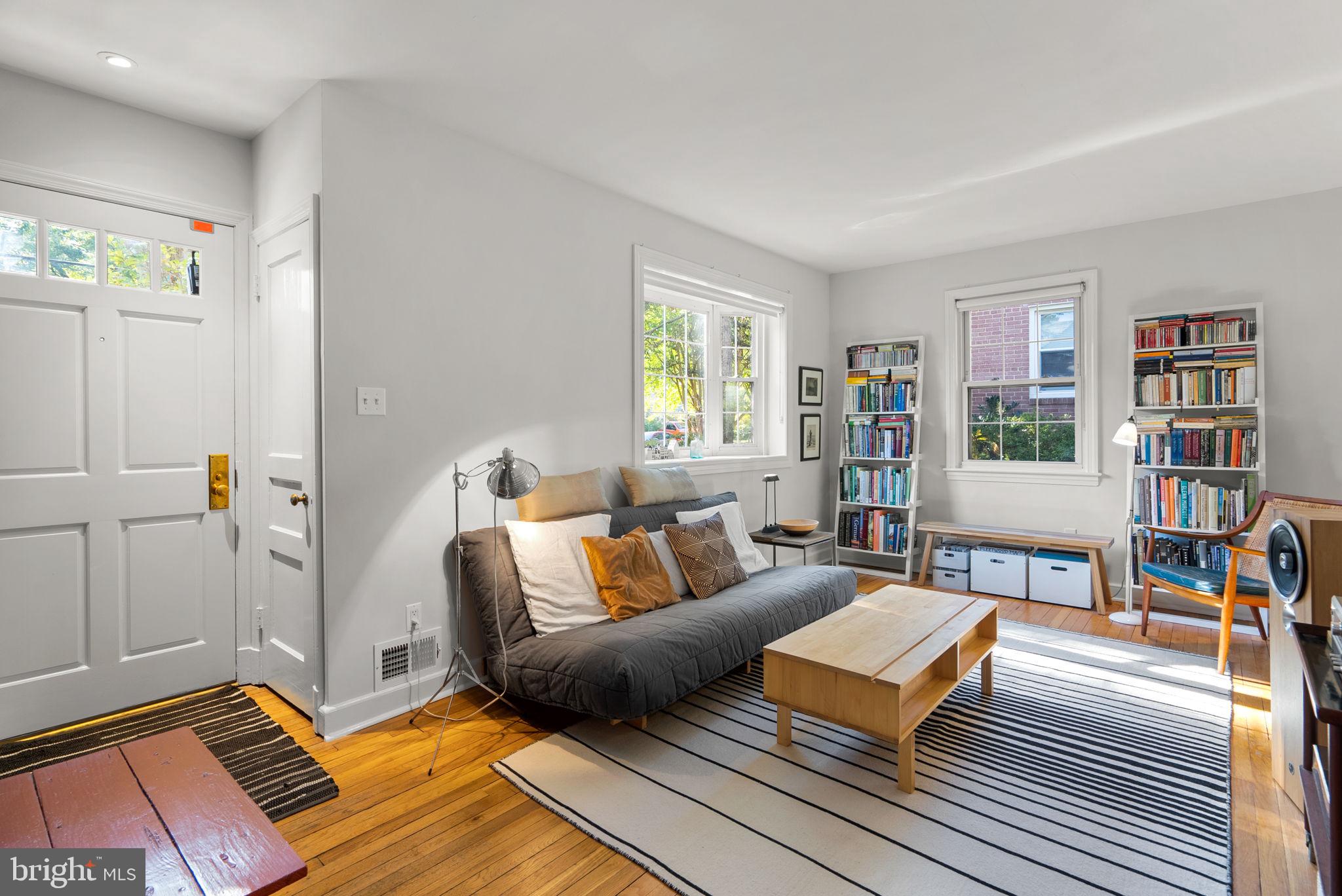 509 Mansfield Road Silver Spring, MD 20910 - Photo 6 of 36