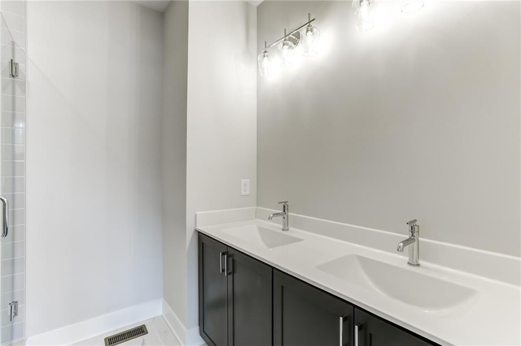 138 Chestnut Circle, Unit 6 Atlanta, GA 30342 - Photo 13 of 25