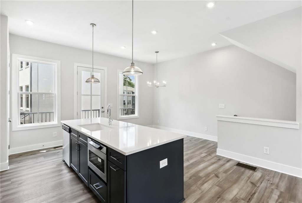 138 Chestnut Circle, Unit 6 Atlanta, GA 30342 - Photo 3 of 25