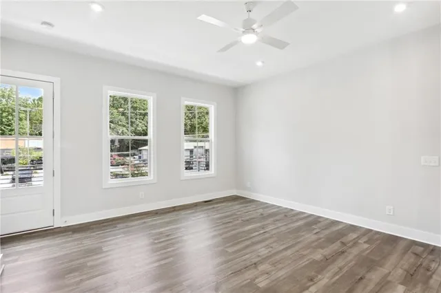 $3,350 | 138 Chestnut Circle, Unit 6, Atlanta, GA 30342