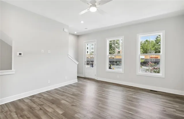 $3,350 | 138 Chestnut Circle, Unit 6, Atlanta, GA 30342