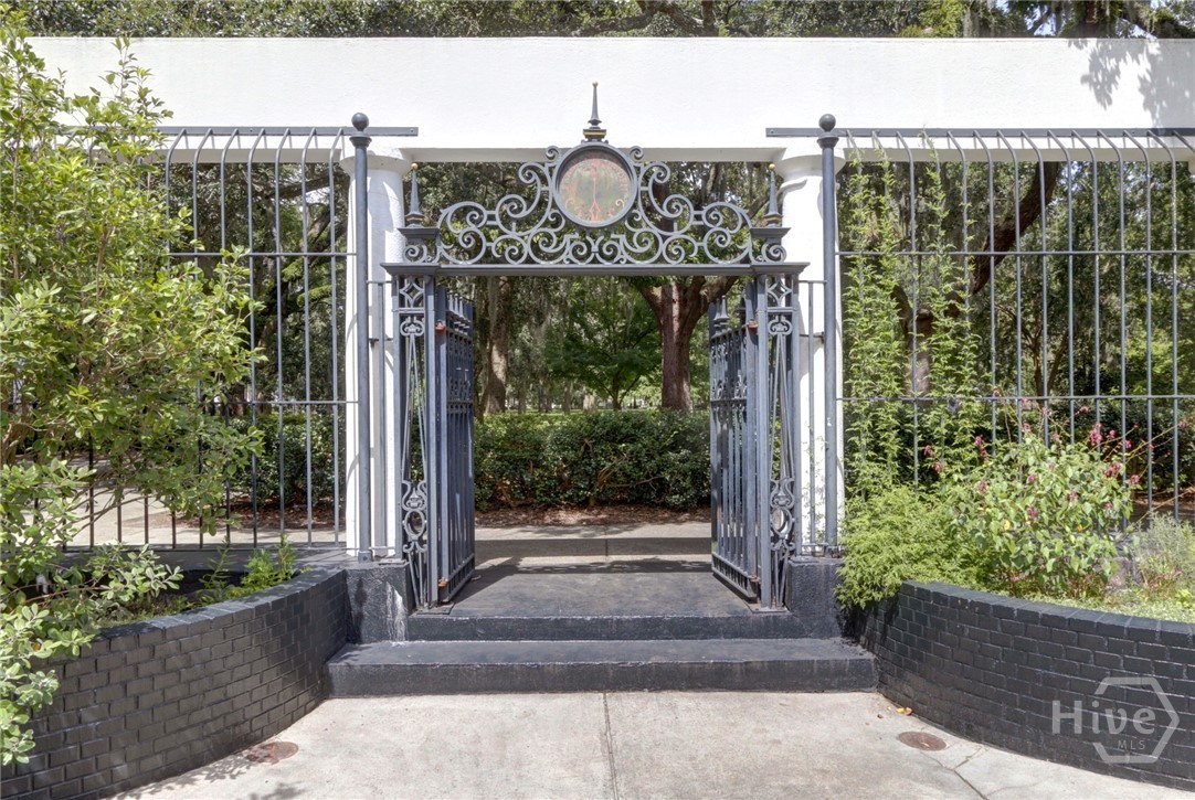 805 Whitaker Street, Unit 7 Savannah, GA 31401 - Photo 28 of 29