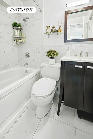 $989,000 | 1991 Broadway, Unit 18B | Upper West Side