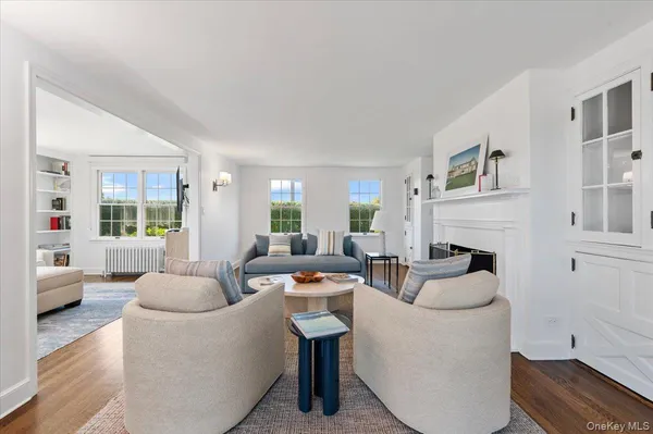 $3,749,500 | 2 Strongs Lane, Water Mill, NY 11976