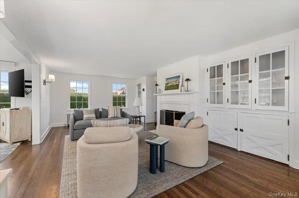 $3,749,500 | 2 Strongs Lane, Water Mill, NY 11976
