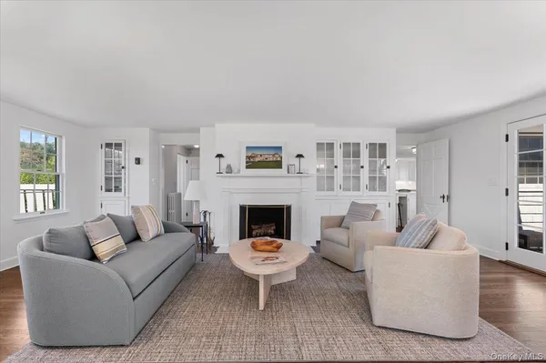 $3,749,500 | 2 Strongs Lane, Water Mill, NY 11976