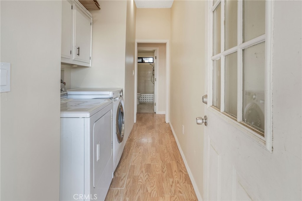49750 3 Points Road Lancaster, CA 93536 - Photo 19 of 67 a view of a kitchen from the hallway
