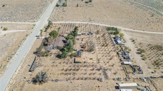 $2,950 | 49750 3 Points Road, Lancaster, CA 93536