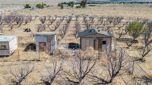 $2,950 | 49750 3 Points Road, Lancaster, CA 93536