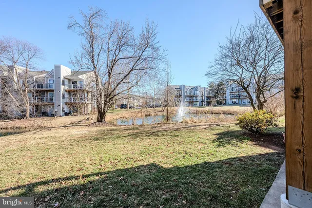 $325,000 | 20602 Cornstalk Terrace, Unit 101, Ashburn, VA 20147