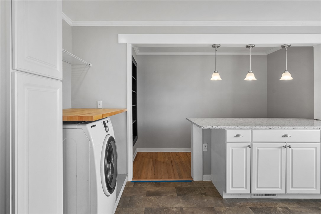 1010 Bern Circle Anderson, SC 29626 - Photo 11 of 27 Washer conveys with home.