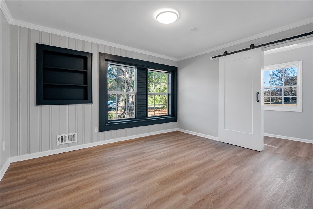 1010 Bern Circle Anderson, SC 29626 - Photo 14 of 27 Brand new full bath in the Primary bedroom.