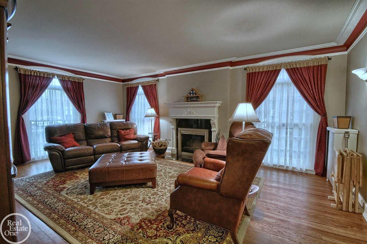380 Neff Road Grosse Pointe, MI 48230 - Photo 9 of 39