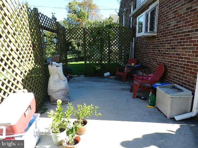 731 Village Road York, PA 17404 - Photo 5 of 15 Gallery Image 5
