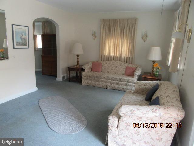 249 Flintlock Road Drexel Hill, PA 19026 - Photo 3 of 28 Formal Living Room