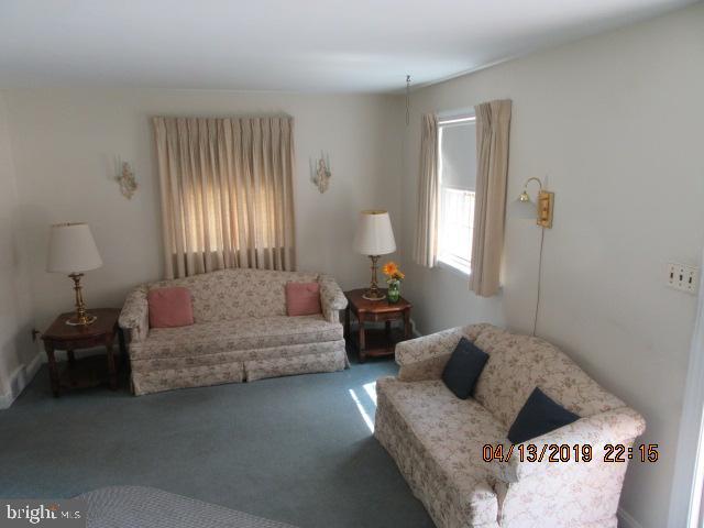 249 Flintlock Road Drexel Hill, PA 19026 - Photo 4 of 28 Formal Living Room