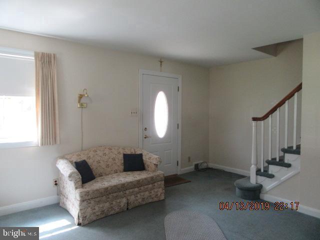 249 Flintlock Road Drexel Hill, PA 19026 - Photo 5 of 28 Formal Living Room