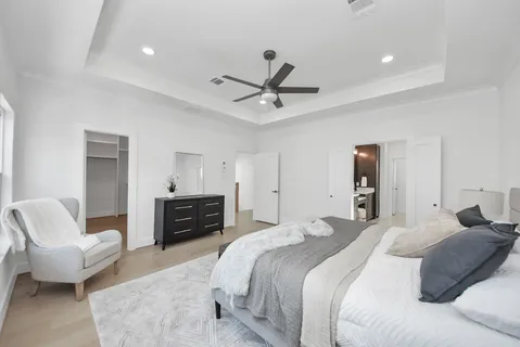 $570,000 | 927 Fisher Street, Unit B, Houston, TX 77018