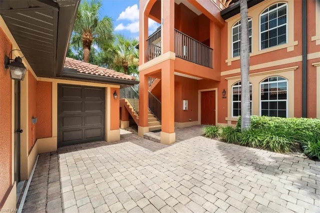 $314,900 | 10044 Heather Lane, Unit 1501, Naples, FL 34119