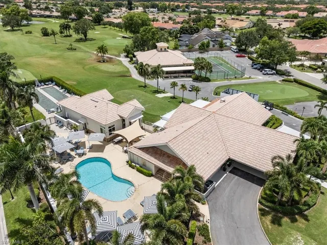 $314,900 | 10044 Heather Lane, Unit 1501, Naples, FL 34119