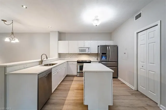 $314,900 | 10044 Heather Lane, Unit 1501, Naples, FL 34119