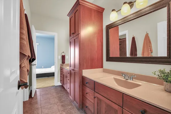 $850,000 | 1614 English Oak Drive, Champaign, IL 61822