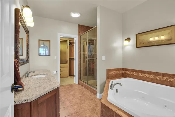 $850,000 | 1614 English Oak Drive, Champaign, IL 61822