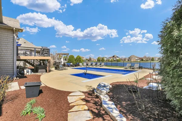 $850,000 | 1614 English Oak Drive, Champaign, IL 61822