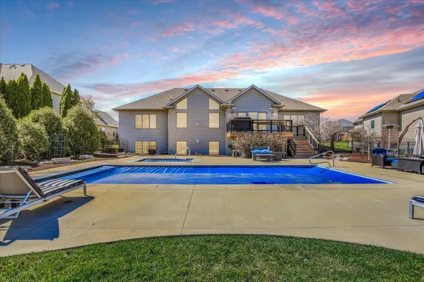 $850,000 | 1614 English Oak Drive, Champaign, IL 61822