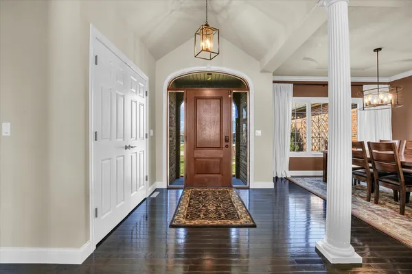 $850,000 | 1614 English Oak Drive, Champaign, IL 61822