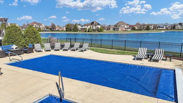 $850,000 | 1614 English Oak Drive, Champaign, IL 61822