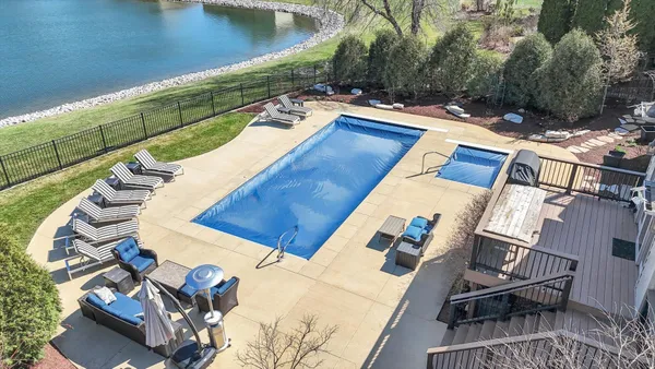 $850,000 | 1614 English Oak Drive, Champaign, IL 61822