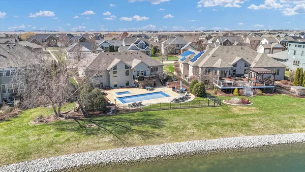 $850,000 | 1614 English Oak Drive, Champaign, IL 61822