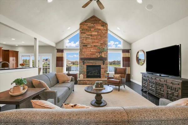 $850,000 | 1614 English Oak Drive, Champaign, IL 61822