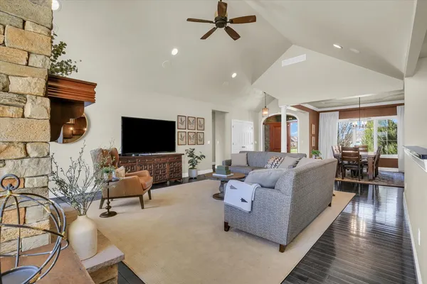 $850,000 | 1614 English Oak Drive, Champaign, IL 61822