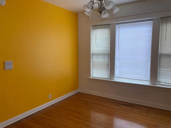 $2,350 | 4841 South Evans Avenue, Unit 1, Chicago, IL 60615