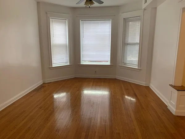 $2,350 | 4841 South Evans Avenue, Unit 1, Chicago, IL 60615