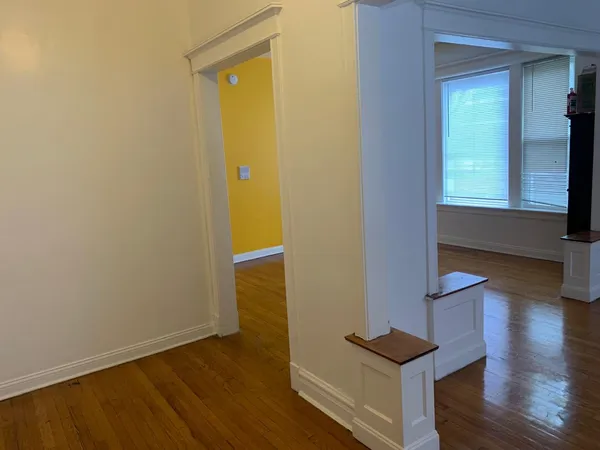 $2,350 | 4841 South Evans Avenue, Unit 1, Chicago, IL 60615