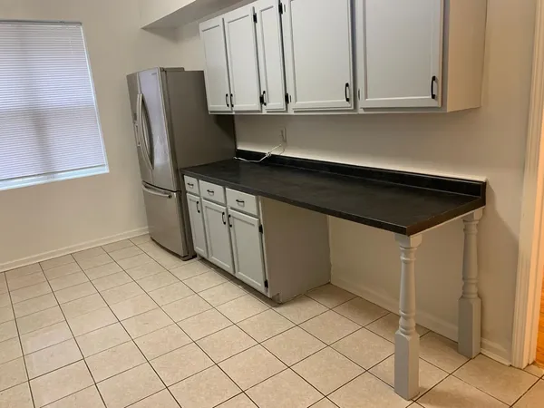 $2,350 | 4841 South Evans Avenue, Unit 1, Chicago, IL 60615