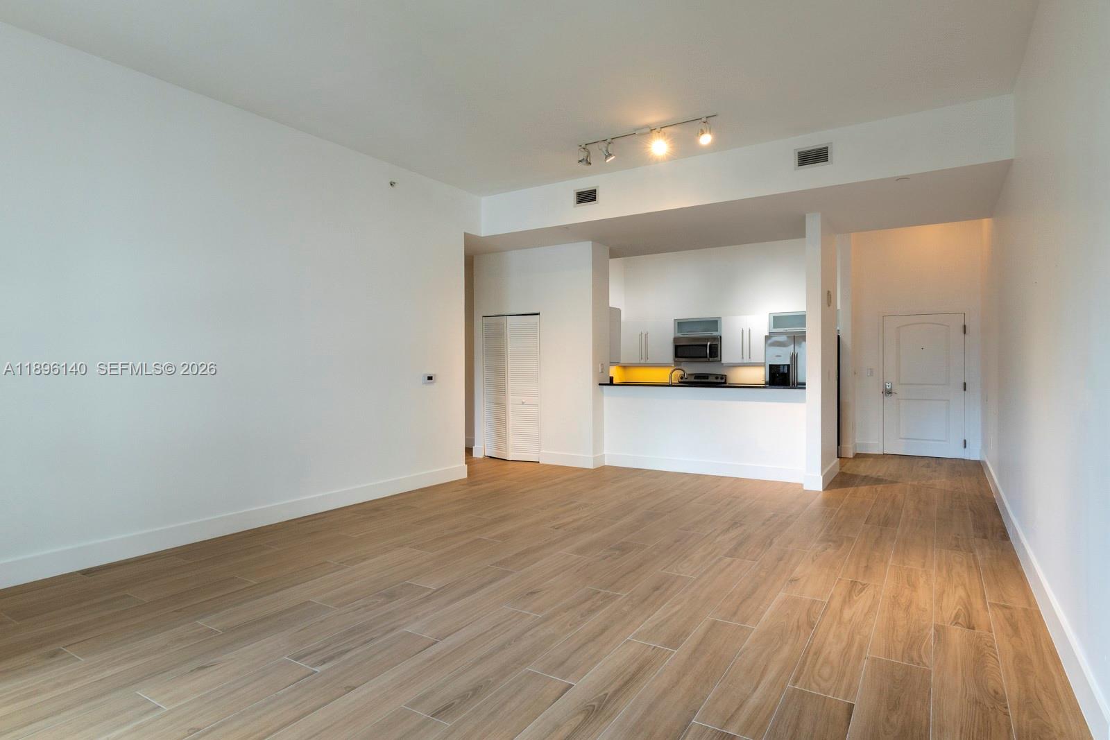 7350 Southwest 89th Street, Unit 514S Miami, FL 33156 - Photo 7 of 22