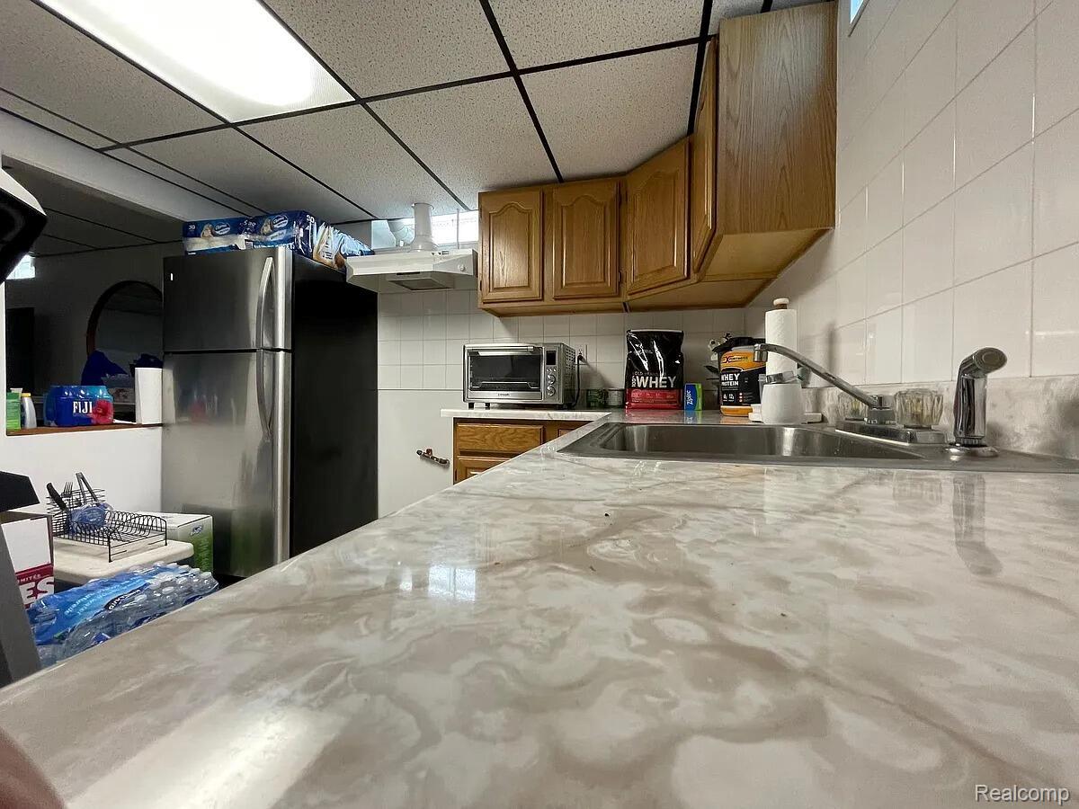 148 North Gulley Road Dearborn, MI 48128 - Photo 9 of 10 009_beyc6a3c79b9c0bd1.jpg