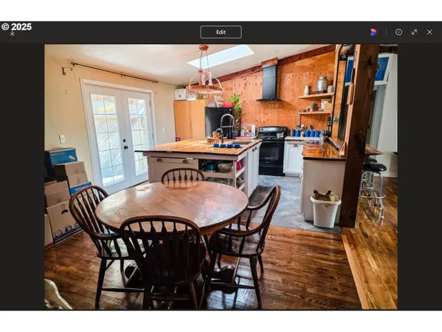 $347,500 | 8790 Northwest Kinglet Lane, Seal Rock, OR 97376