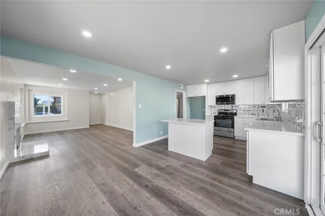 $915,000 | 21992 Acarus Avenue, Carson, CA 90745