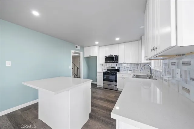 $915,000 | 21992 Acarus Avenue, Carson, CA 90745