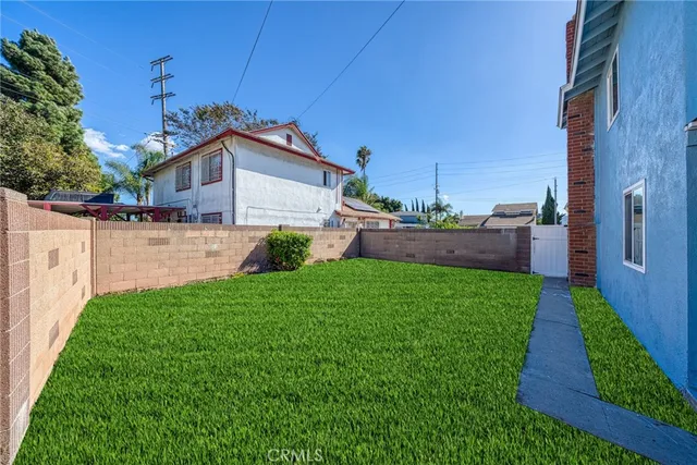 $915,000 | 21992 Acarus Avenue, Carson, CA 90745