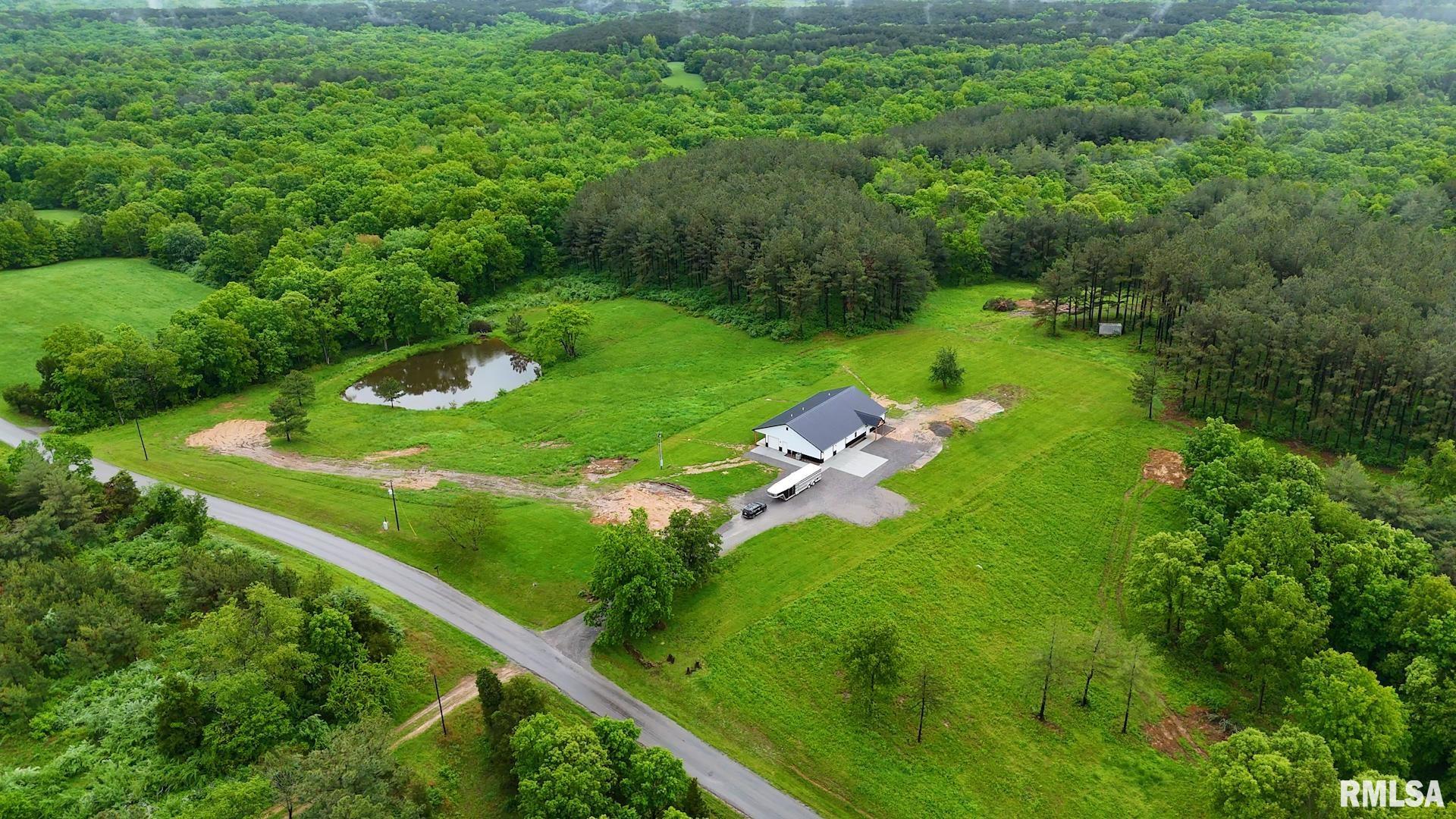 142 Oak Road Harrisburg, IL 62946 - Photo 34 of 47