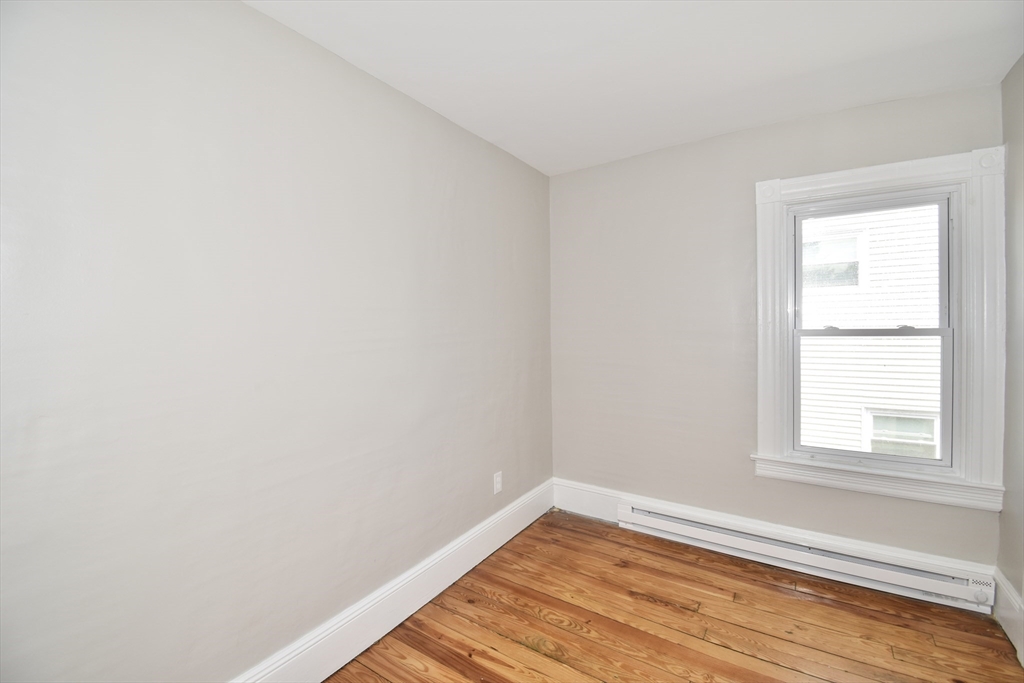 24-26 Pequot Street Springfield, MA 01151 - Photo 30 of 35