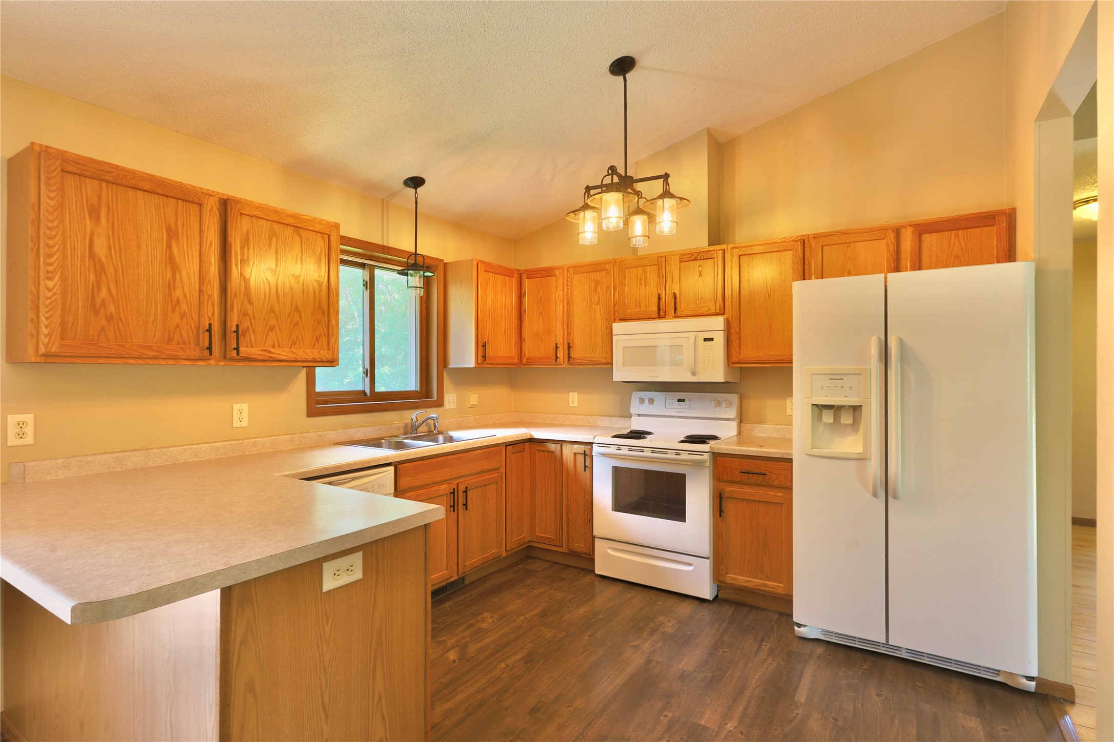 2849 Kohlhepp Road Eau Claire, WI 54703 - Photo 15 of 60