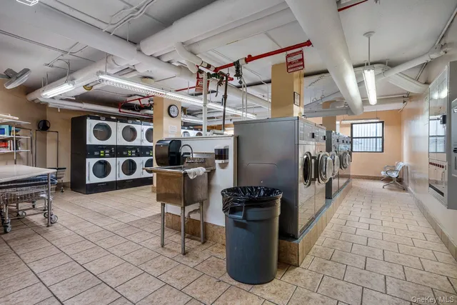 a view of a storage & utility room